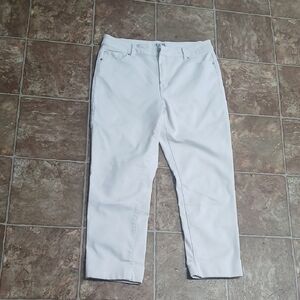 GUC D.jeans Classic White Cropped Pants Size 12